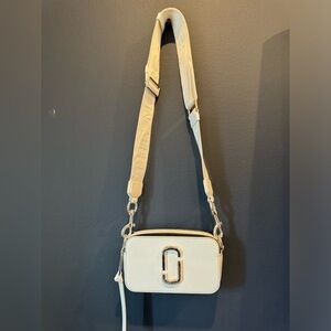 White Marc Jacob’s Snapshot bag
